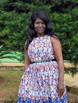 Profil de Rufine, une femme célibataire de 51 ans à Yaoundé