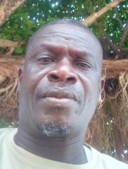 Profil de Johnny, un homme célibataire de 51 ans à Abadjin-Kouté