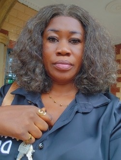 Profil de Lorenda, une femme célibataire de 37 ans à Yaoundé