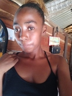 Profil de Anicet, une femme célibataire de 29 ans à Antalaha