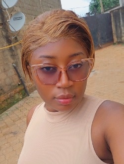 Profil de Gwladys, une femme célibataire de 31 ans à Yaoundé