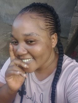 Profil de Ange, une femme célibataire de 33 ans à Cotonou