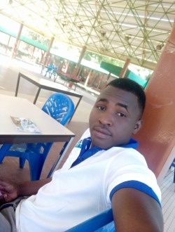 Profil de Dayazi, un homme célibataire de 31 ans à Niamey