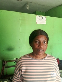 Profil de Yolande Lydie, une femme célibataire de 42 ans à Petit Abidjan-Youkou