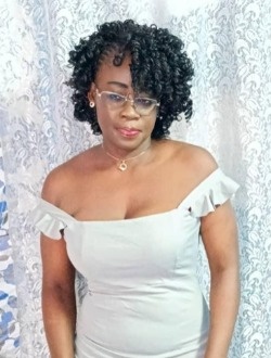 Profil de Jolie, une femme célibataire de 42 ans à Abang