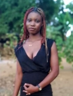Profil de Angeline, une femme célibataire de 25 ans à Abakro