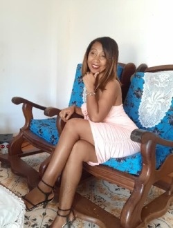 Profil de Abigaelle, une femme célibataire de 38 ans à Antsiranana