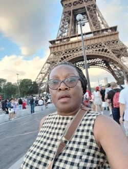 Profil de Colette, une femme célibataire de 56 ans à Bois-Colombes