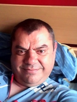 Profil de Mikael, un homme célibataire de 48 ans à Saint-Brevin-les-Pins