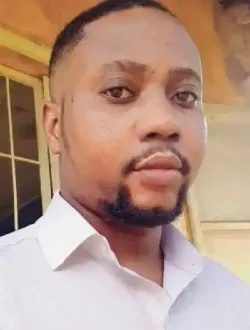 Profil de Yohann, un homme célibataire de 27 ans à Cotonou