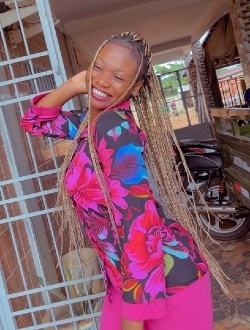 Profil de Kyta, une femme célibataire de 22 ans à Parakou