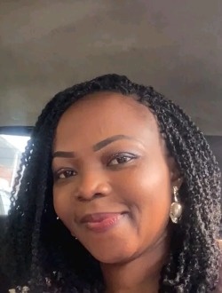Profil de Nathalie, une femme célibataire de 39 ans à Kinshasa