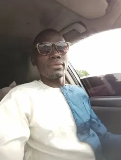 Profil de Romain, un homme célibataire de 40 ans à Kétou