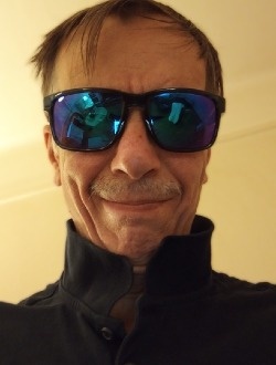 Profil de Didier, un homme célibataire de 62 ans à Paris