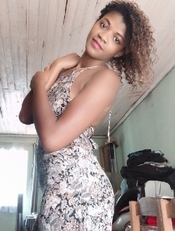 Profil de Méline, une femme célibataire de 31 ans à Aharana