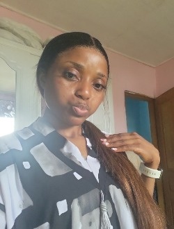 Profil de Linn, une femme célibataire de 30 ans à Douala