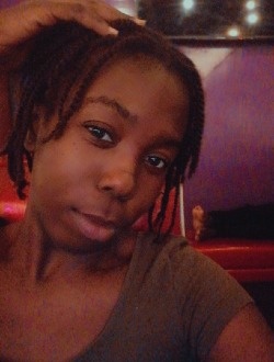 Profil de Bije, une femme célibataire de 28 ans à Yaoundé