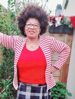 Profil de Hermine, une femme célibataire de 63 ans à Chartres-de-Bretagne