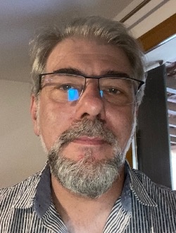 Profil de Yannick, un homme célibataire de 52 ans à Carcassonne