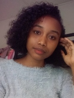 Profil de Nambinisoa, une femme célibataire de 25 ans à Antananarivo