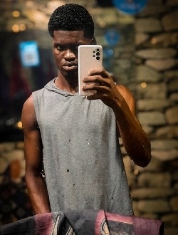 Profil de Dorchlin, un homme célibataire de 21 ans à Yopougon