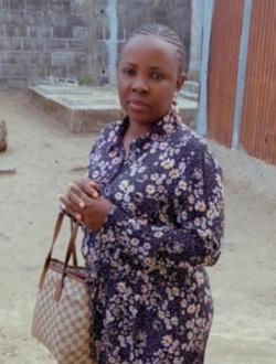 Profil de Carine, une femme célibataire de 49 ans à Pointe-Noire