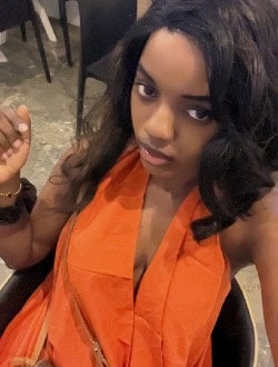 Profil de Celine, une femme célibataire de 22 ans à Abang