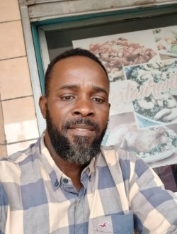 Profil de Daniel, un homme célibataire de 40 ans à Abala