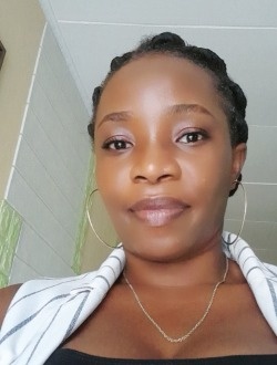 Profil de Viviane, une femme célibataire de 42 ans à Abounaviri