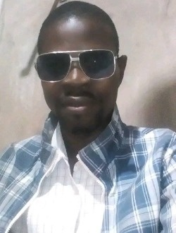 Profil de Koissi, un homme célibataire de 39 ans à Abomey-Calavi