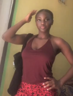 Profil de Kelly Jennifer, une femme célibataire de 21 ans à Douala