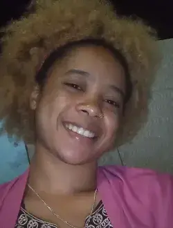 Profil de Edourda, une femme célibataire de 22 ans à Abbendorf