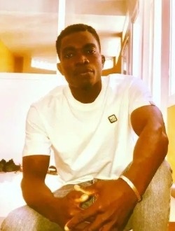 Profil de Eric, un homme célibataire de 29 ans à Dakar