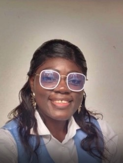 Profil de Claire, une femme célibataire de 42 ans à Douala