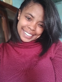 Profil de Julia, une femme célibataire de 25 ans à Antananarivo