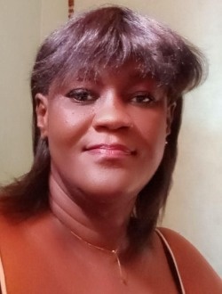 Profil de Marie Laure, une femme célibataire de 55 ans à Abadjin-Doumé