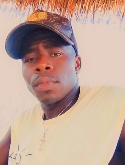 Profil de Vehi Jorès, un homme célibataire de 24 ans à Mantongouiné