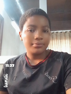 Profil de Maeva, une femme célibataire de 24 ans à Douala