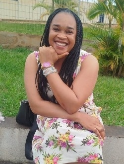Profil de Anne, une femme célibataire de 38 ans à Yaoundé