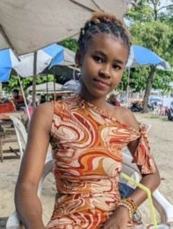 Profil de Malay, une femme célibataire de 24 ans à Toamasina