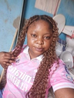 Profil de Jeannine, une femme célibataire de 30 ans à Abam