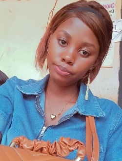 Profil de Sabrina, une femme célibataire de 24 ans à Yaoundé