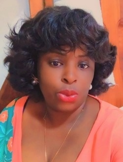 Profil de Douce Stelle, une femme célibataire de 40 ans à Yaoundé