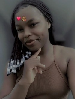 Profil de Clara🦋, une femme célibataire de 24 ans à Yaoundé