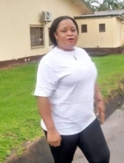 Profil de Bernadette, une femme célibataire de 29 ans à Yaoundé