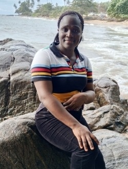 Profil de Amandine, une femme célibataire de 33 ans à Yaoundé