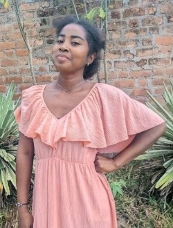 Profil de Olidia, une femme célibataire de 22 ans à Antalaha