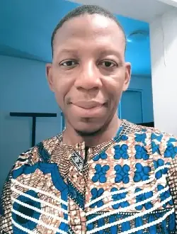 Profil de Oumar, un homme célibataire de 40 ans à Soissons