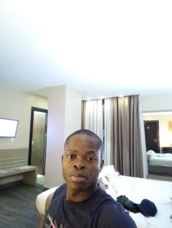 Profil de Brice, un homme célibataire de 40 ans à Abidjan