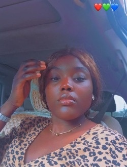 Profil de Séverine, une femme célibataire de 27 ans à Abiaté